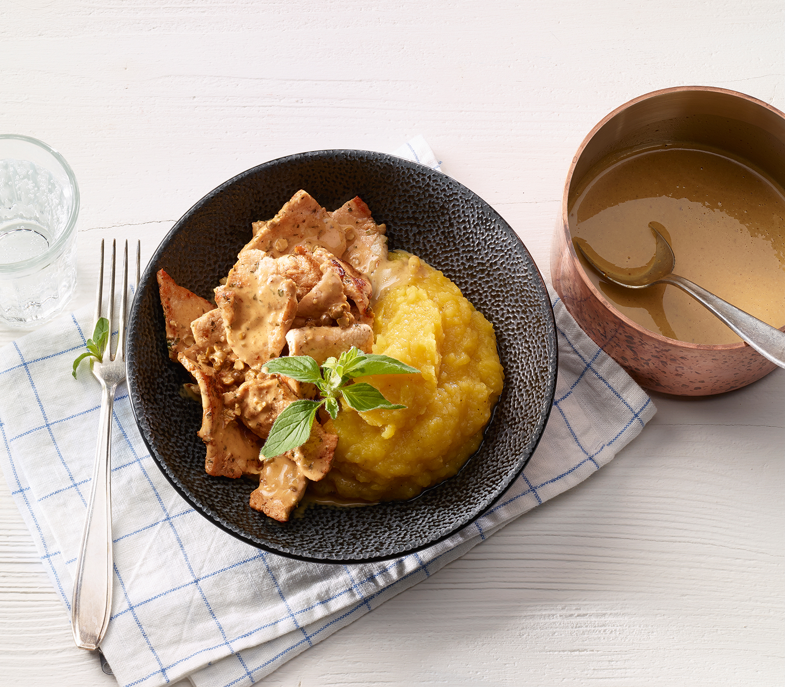 Geschnetzeltes Kalbfleisch an Pfeffer-Butter-Sauce - Annemarie ...