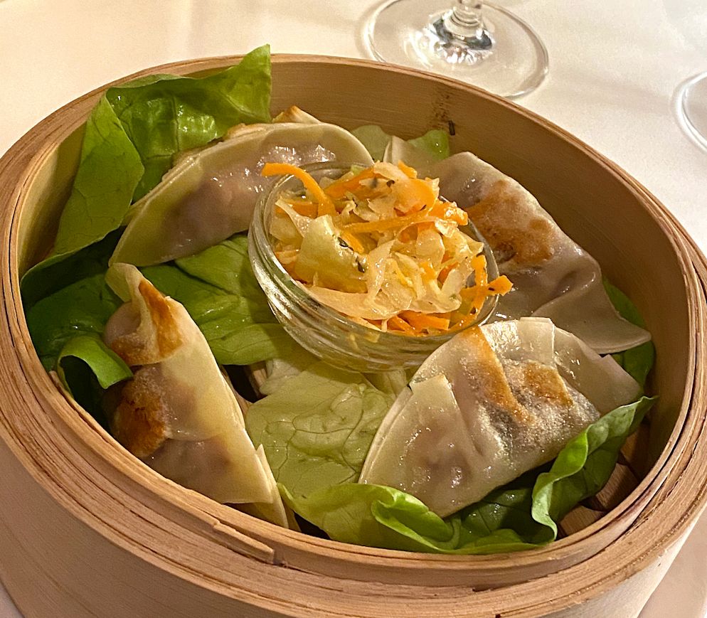 Bestes Fleisch aus der Region – Gyoza vom Gsteiger Wollschwein im Restaurant «Müli»