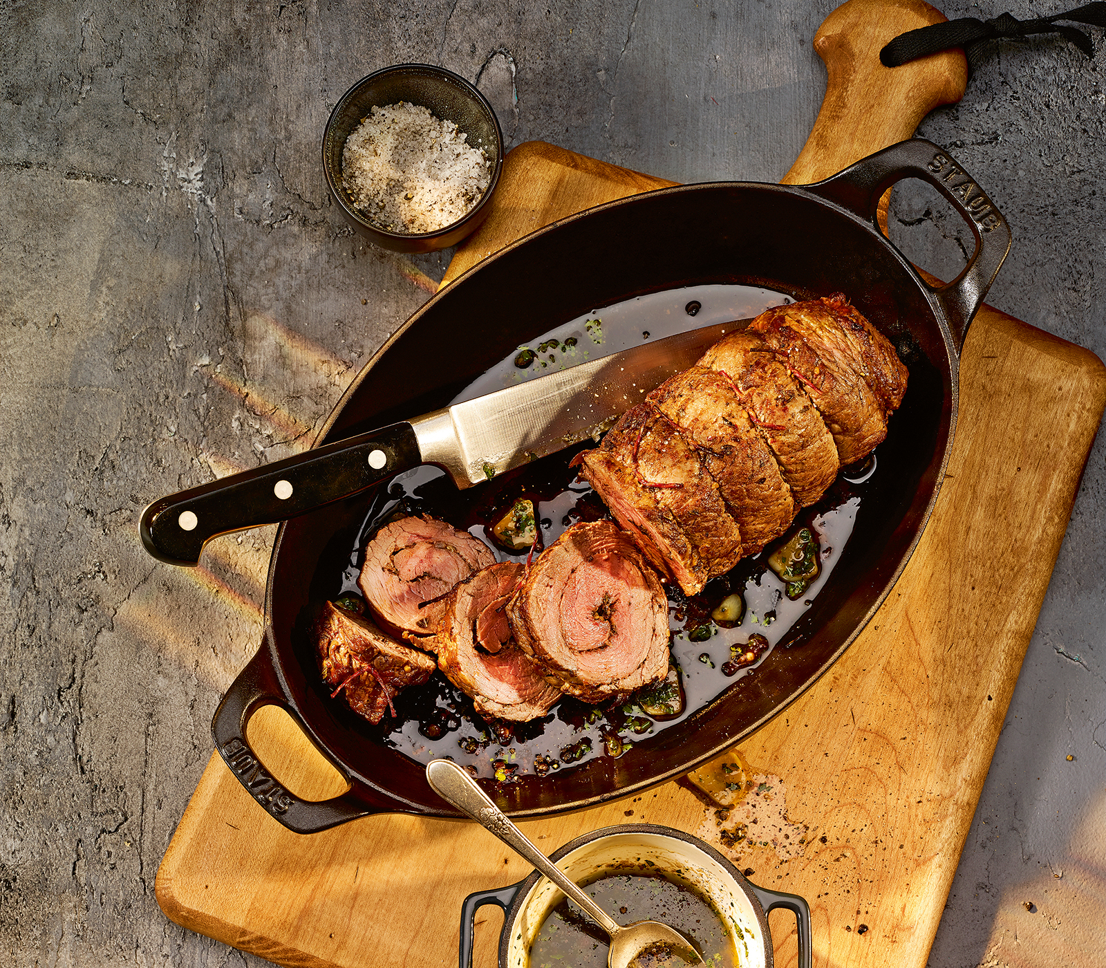 Rindshuftrolle mit Knoblauchbutter - Annemarie Wildeisens KOCHEN