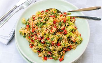 Petersilien-Reis-Salat mit Avocado