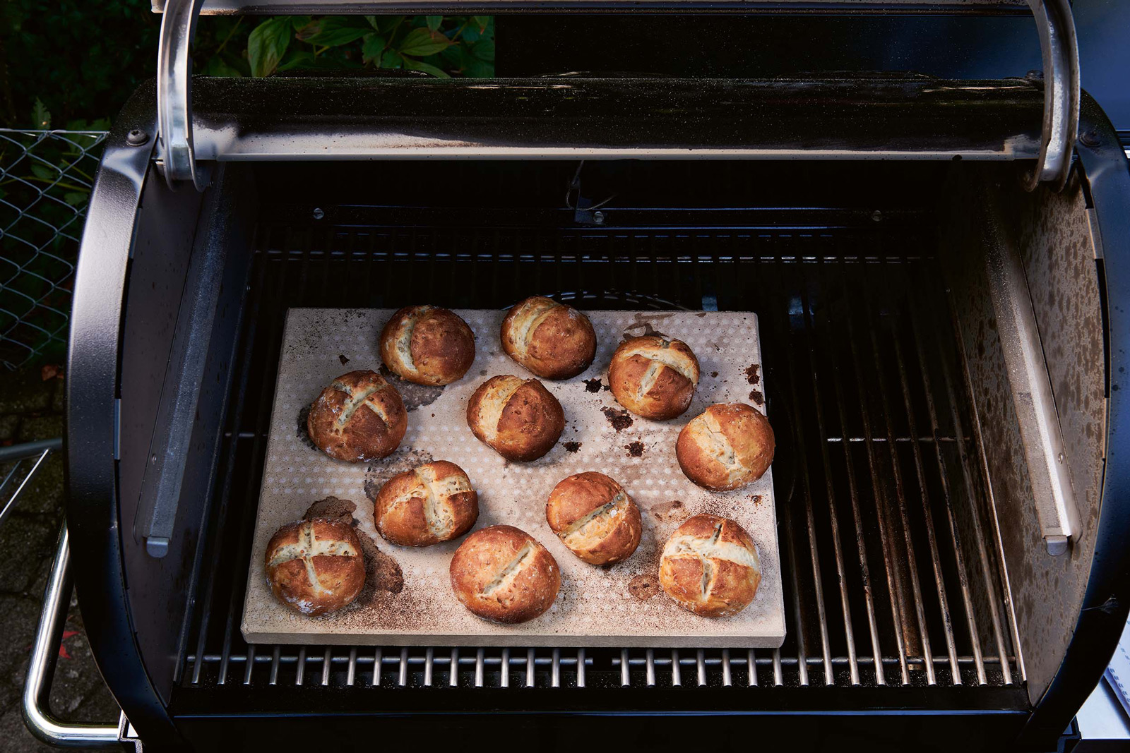 Sonnenblumen-Kernenbrötchen vom Grill - Annemarie Wildeisens KOCHEN