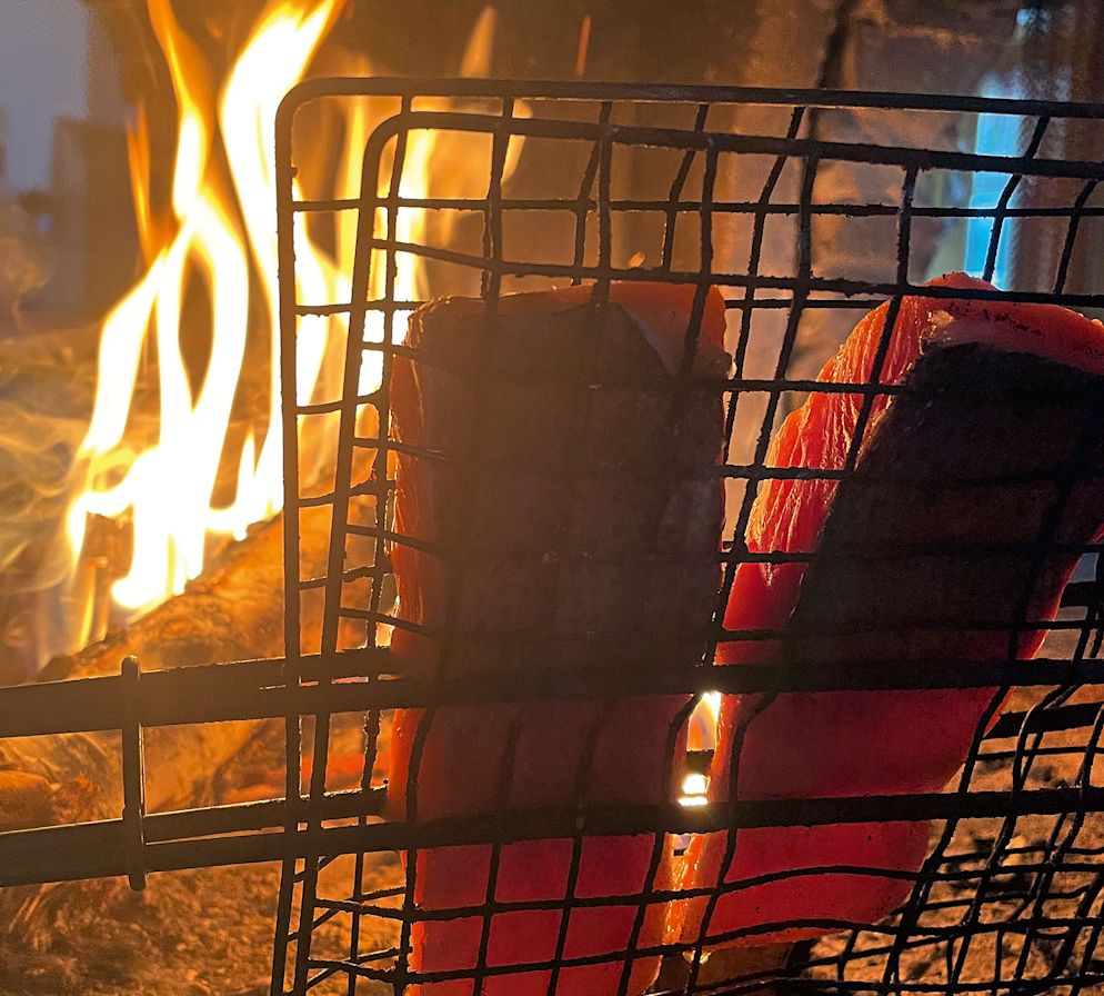 Authentischer Flammlachs in der «Lucky Ranch».