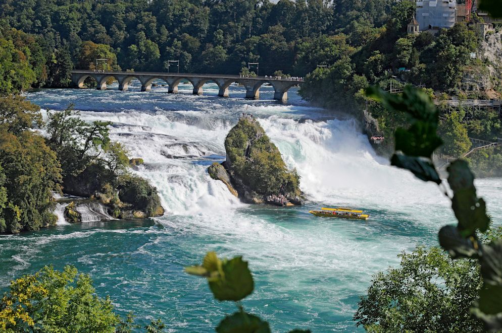 Das Schaffhauserland ist reich an Sehenswürdigkeiten: der imposante Rheinfall