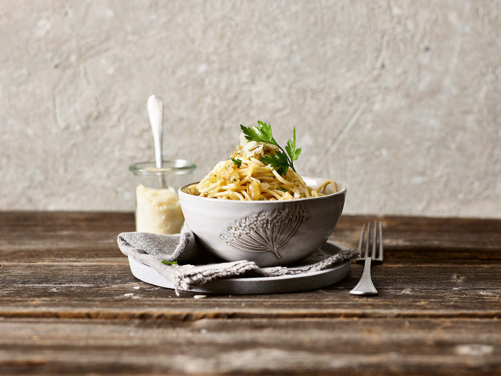 Spaghetti mit Zwiebelsauce - Annemarie Wildeisens KOCHEN