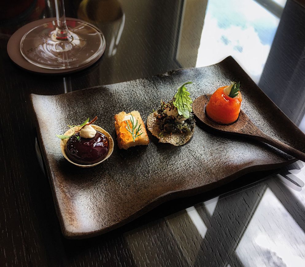 Punktgenaue Spitzenküche: Amuses-Bouches in der «Hostellerie de Plaisance».