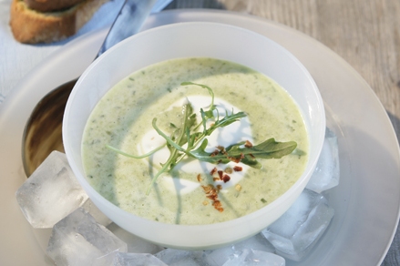 Grüne Gazpacho mit Schnittlauch-Crostini - Annemarie Wildeisens KOCHEN