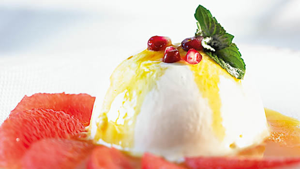 Warmer Grapefruitsalat mit Sauerrahmglace - Annemarie Wildeisens KOCHEN