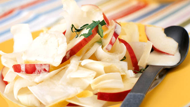 Chicorée-Apfel-Salat mit Fenchel - Annemarie Wildeisens KOCHEN