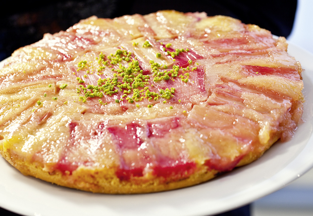 Gestürzter Rhabarberkuchen - Annemarie Wildeisens KOCHEN