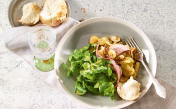 Marroni-Trauben-Salat mit geräucherter Entenbrust