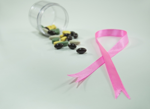 CANCER DE MAMA VITAMINAS