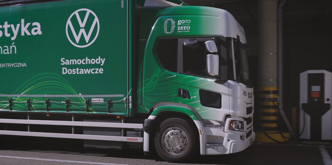 Elektryczna ciężarówka Omida Logistics 