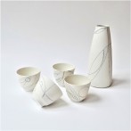 MS21-3 Jug set Linea, porcelain, inlayed, Jug h.23xd.9,5cm, four cups h.7xd.8,5cm, TerraDelft 1