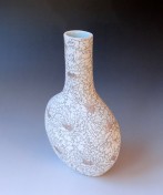 A19-4-New-Guan-Ware-Vase-2016-h.25x16x7cm-handpainted-porcelain-goldluster-celadonglaze-1