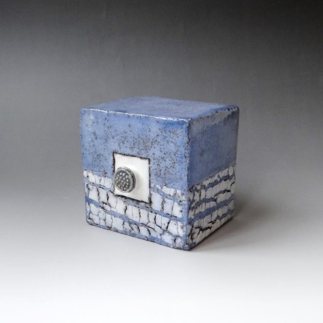 SS-WK 20-06, raku wallcube, 12x12x10cm, TerraDelft1