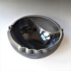 JH22-3 Large Bowl, h.18x34,5x34cm, earthenware, slip decoration, glaze TerraDelft2