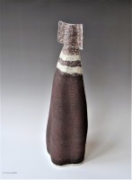 PB21-8 Small Figure Vessel 2021, stoneware clays, porcelain inlays, glaze, h.58x19x11cm, TerraDelft 2