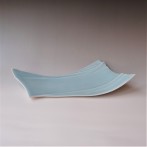 GH23D-G14 Plate leaf M, 5x37x20cm, porcelain-celadon, TerraDelft2