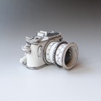 KM22-01 Camera 70-100, h.9,5x17x15cm, porcelain-stains, TerraDelft3