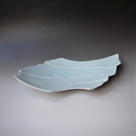 HG1807 Plate Leaf L, porcelain-celadon glaze, h.7x43,5x28cm, TerraDelft1