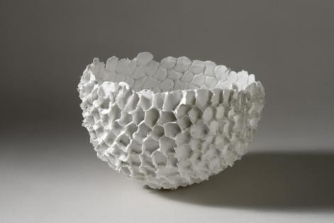 GvL03-Honeycomb-2017-porcelain-h.20xd.135cm.