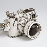 Camera-porcelain-and-black-stain-95x165x17cm-TerraDelft