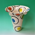 Vase-V9-3-casted-earthenware-handecorated-h.27xd.26cm-TerraDelft-1