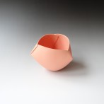 AvH-180 Pink object, stoneware and engobe, 3 cuts, 17x16x15Hcm, TerraDelft32