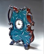 RE2301 Rococo Fish Clock, h.45,5x32x11,5cm, aardewerk-glazuur-goudluster-uurwerk, TerraDelft2