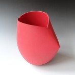 AvH-10 Red object, stoneware and engobe, 2 cuts, 18x25x25,5hcm, TerraDelft22