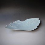 HG1807 Plate Leaf L, porcelain-celadon glaze, h.7x43,5x28cm, TerraDelft2