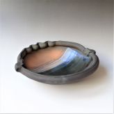 JH22-2 Bowl, h.7x28x29cm, earthenware, slip decoration, glaze TerraDelft1
