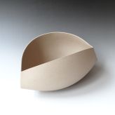 AvH-179 Sand Object, stoneware, 2 cuts, 18x17x28cm, TerraDelft1