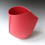 AvH-10 Red object, stoneware and engobe, 2 cuts, 18x25x25,5hcm, TerraDelft12