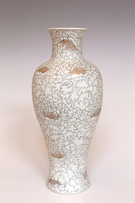 A23-2C-New-Guan-Ware-Vase-2016-h.28xd.12cm-handpainted-porcelain-goldluster-and-celadon-glaze