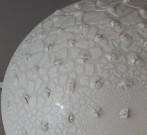 Lesser-Spotted-Almond-AC-A1L-porcelain-spherical-light-h.13x22x18cm-detail-TerraDelft
