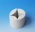 FO16-2x-Salt-Pepper-h.85x7x3cm-casted-porcelain-Terra-Delft-circle