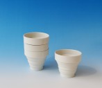 Beaker-Younker-set-of-4-porcelain-h.7xd.75cm.-4