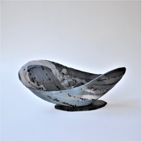 McW2112-5, Swing Low object, h.16x34x7,5cm, woodfired-stoneware, slate foot, TerraDelft1