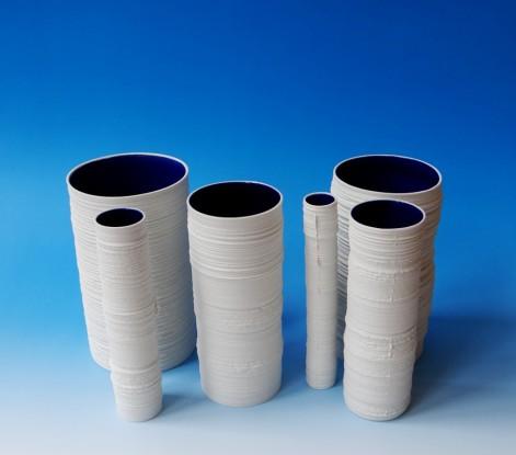 FO-TT-Turnvases-complete-set-h.22cm-casted-porcelain-Terra-Delft2