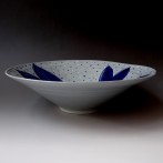 ZX1901 Grey blue bowl with tulip deco, h.9,5xd.32cm, handpainted stoneware, Terra Delft1