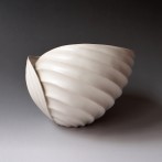 CI20-01 Yōki vessel, stoneware, h.14,5x19x15,5cm, TerraDelft2