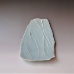 GH23D-G13 Plate Leaf L, 7,5x38x21cm, porcelain-celadon, TerraDelft4