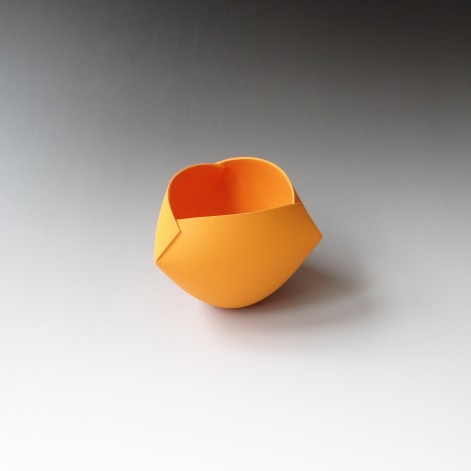 AvH-199 Orange object, porcelain and engobe, 3 cuts, 14x14x10Hcm, TerraDelft12