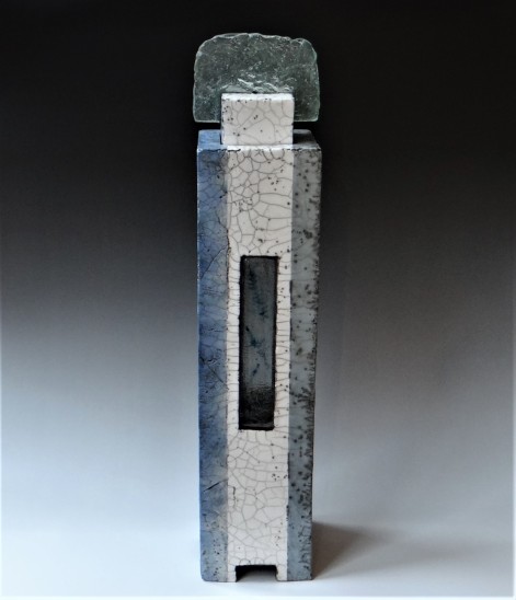 SS23-6D Doosobject hoog, 2023, h.63x13x15cm, raku keramiek-glazuur-glas, TerraDelft1