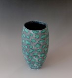 PB116-Grey-green-facetted-vessel-with-cloud-pattern-5-angle-h.23x12x12cm-TerraDelft