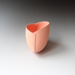 AvH-189 Pink object, stoneware and engobe, 3 cuts, 13x20x15Hcm, TerraDelft22