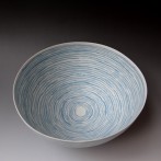 ME21-4 Bowl lines, h.16xd.35cm, white-blue, porcelain-handbuild, TerraDelft3