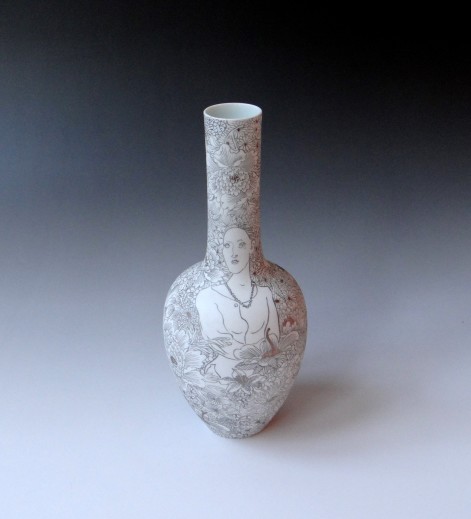 A18-6 New Guan Ware Vase, 2016, h.25xd.10cm, handpainted porcelain, goldluster and celadon glaze