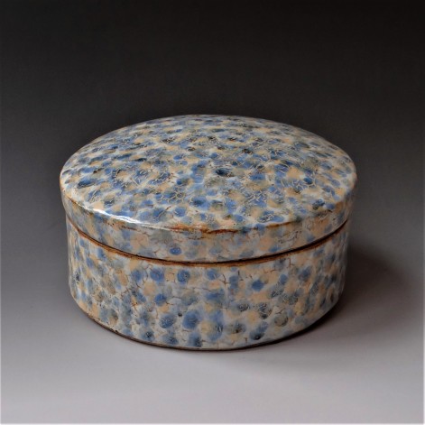 PhD2115 Boîte ronde plate à points bleus, h.13xd.26cm, stoneware, TerraDelft 1